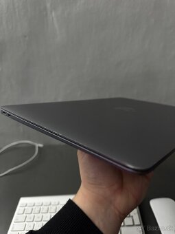 MacBook Air 13” M1 (2020) - 4