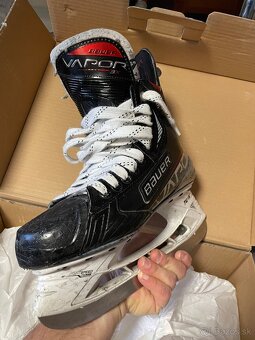 Bauer vapor X3 - 4