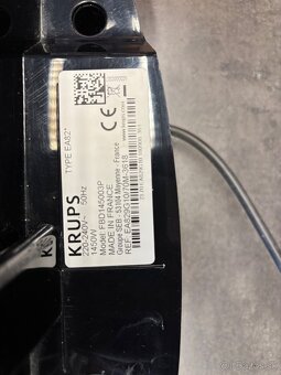 Predám plnoautomatický kávovar Krups - 4