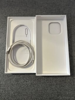 iPhone 16 Pro Max - 4