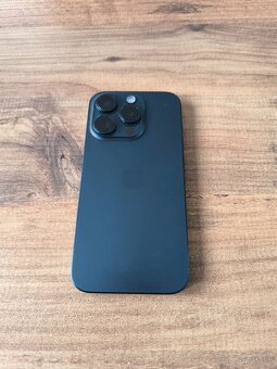 iPhone 15Pro 128GB - Black Titanium - 4