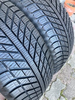 235/50 R17 2ks Goodyear Vector4 seasons - 4