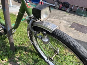 Eska garážovaná - 4