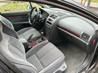 Peugeot 407 2,0 HDI - 4