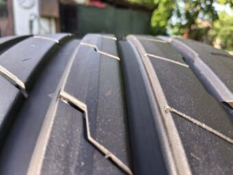 235/40 r19 letne pneumatiky - 4