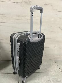 Cestovný kufor - príručná batožina čierny - 4