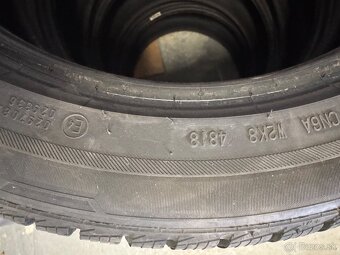 Predám zimné pneu Barum 215/50 R17 - 4