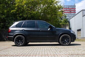 BMW X5 xDrive30d TOP STAV - 4