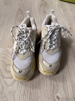 Balenciaga triple S - 4
