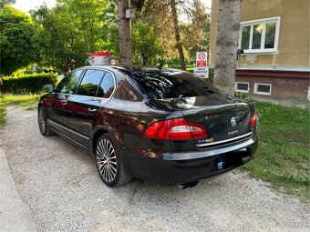 ŠKODA SUPERB 2.0 TDI L&K 4x4 DSG - 4