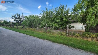 Pôvodný rodinný dom na 738 m² pozemku v obci Horná Streda - 4