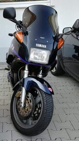 Yamaha FJ 1200 - 4