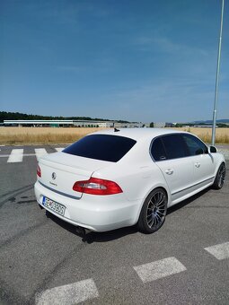 Škoda Superb 2.0 Tsi - 4