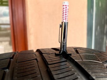255/40 R18 zimné pneumatiky 2kusy - 4