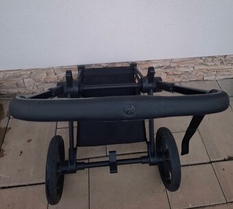 Cybex priam 4.0 Simply flowers pink - 4