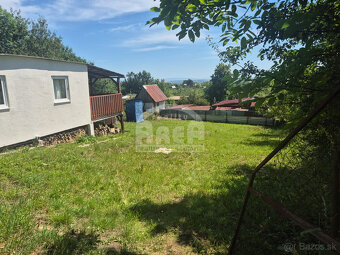 Pozemok s drevenou chatkou v chatárskej oblasti Sečovce - 4