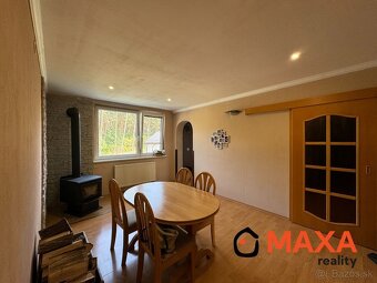 PREDAJ / VÝMENA  4 izbový byt za RD , 2  x garáž, Šaštín -  - 4