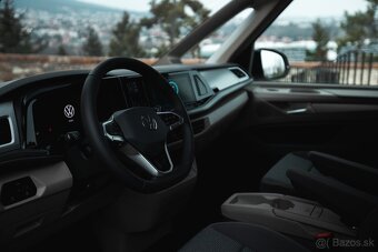 7miestne vozidlo na prenájom - VW Multivan - 4