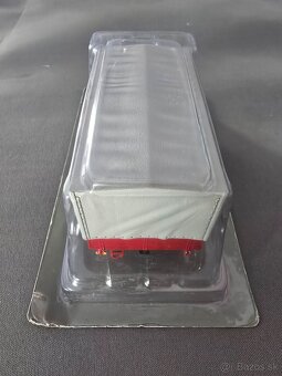 Deagostini Škoda 706RT - 4