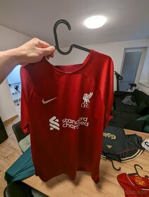 Zbierka dresov Liverpool fc - 4
