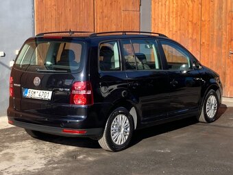 VOLKSWAGEN TOURAN DSG 2,0TDi 5míst záruka km - 4