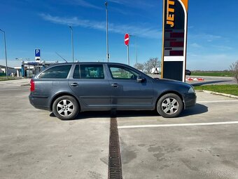Škoda Octavia Combi 2.0TDI - 4