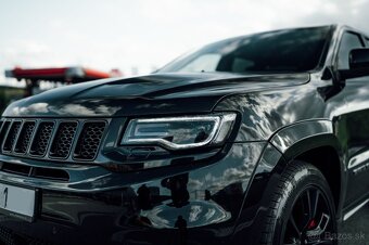JEEP GRAND CHEROKEE SRT 6.4 HEMI V8 - 4