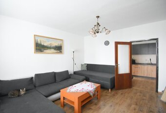 Na predaj 2 izbový byt, Centrum II- Dubnica n./Váhom, balkón - 4