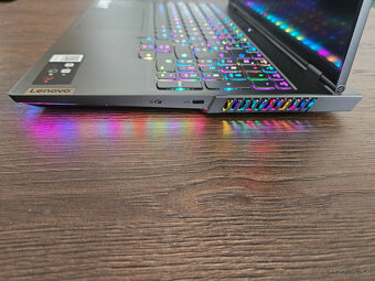 Lenovo Legion 7 16ACHg6 - 4