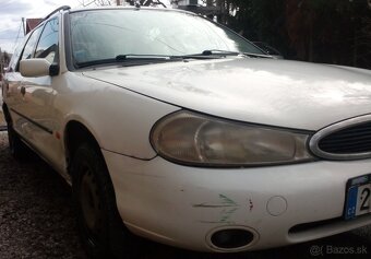 Mondeo MK 2 kombi, zadný kufor, blatník, nárazník - 4