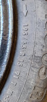 Plecháče Pneumatiky r15 + celoročne 195/65 Continental - 4
