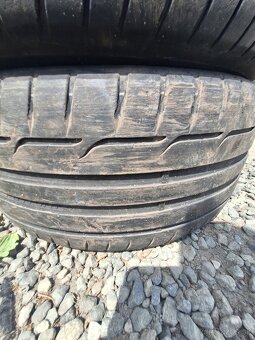Dunlop 225/40r18 - 4