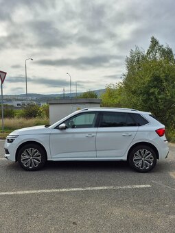 ŠKODA KAMIQ 2023 1.0 TSI STYLE PLUS M6 - 4