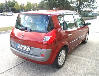 Renault Mégane Scénic - 4