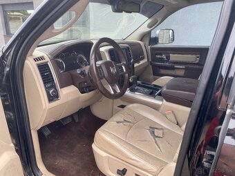 Dodge Ram 5.7 4x4 LARAMIE MOC HEZKY - 4