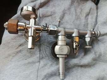 Predám kyslíkový redukčný ventil - 4