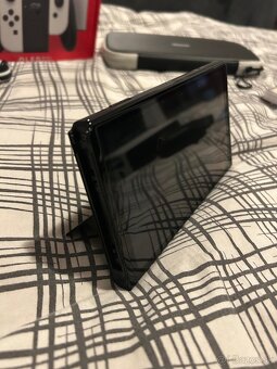Nintendo Switch OLED WHITE + Hra - 4