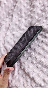 Apple iphone 15 pro max - 4