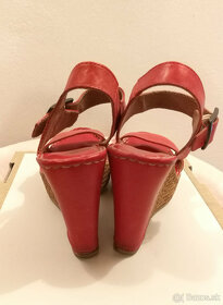 Červené kožené sandále č. 39 - 4