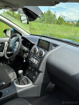 Nissan Qashqai 1,6 benzin 84kW - 4
