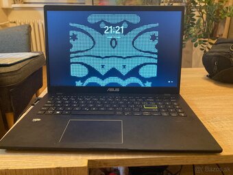 ASUS E510 (E510MA-EJ1322W) čierny - 4