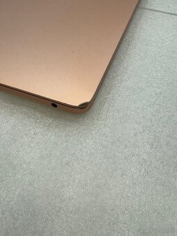 ZÁRUKA | Macbook Air 2019 Gold Rose - 4