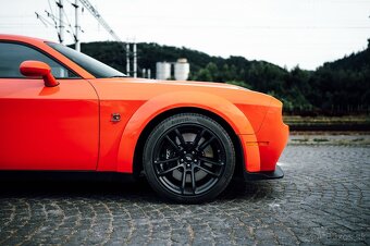 DODGE CHALLENGER 6.4 HEMI WIDEBODY - 4