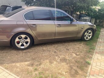 BMW E60 520i manuál - 4