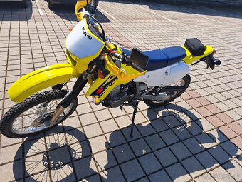 Suzuki DRZ 400 S - 4