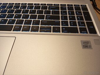 HP 450 G7 i7-10510 16gb -Ram,512gb -M2.hliníkový, - 4