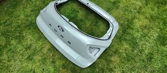 Ford Puma 2 II MK2 2019 - zadna kapota kufor dvere - 4