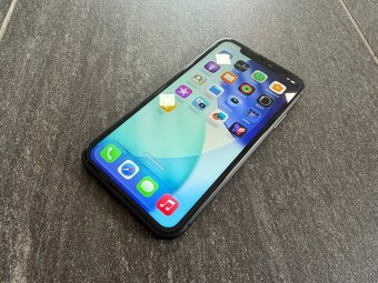 Apple iPhone 11 64 GB Black - 4