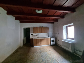 NA PREDAJ 2 x RODINNÝ DOM a POZEMOK 1099 m2 POBEDÍM NMNV - 4