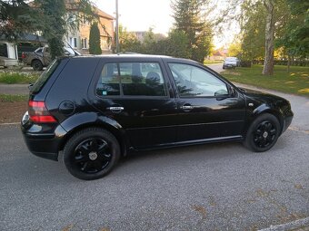 Predám Volkswagen Golf 1.6 Benzin 77KW - 4
